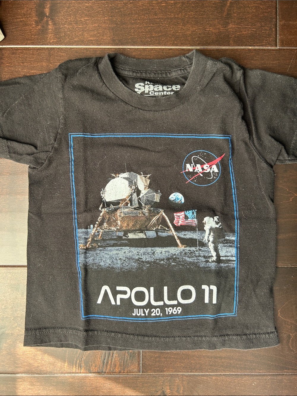 Kennedy Space Center Apollo 11 Tshirt XS
